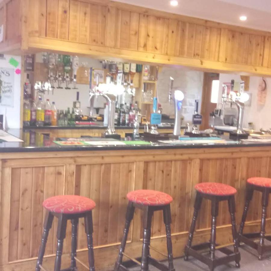 Y Llew Coch Hotel Tregaron Exterior photo